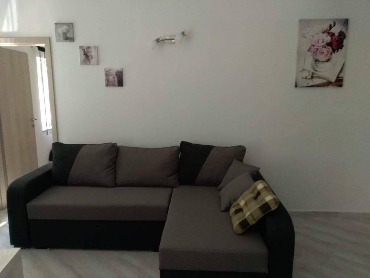 Danijel Apartment Novi Vinodolski Luaran gambar