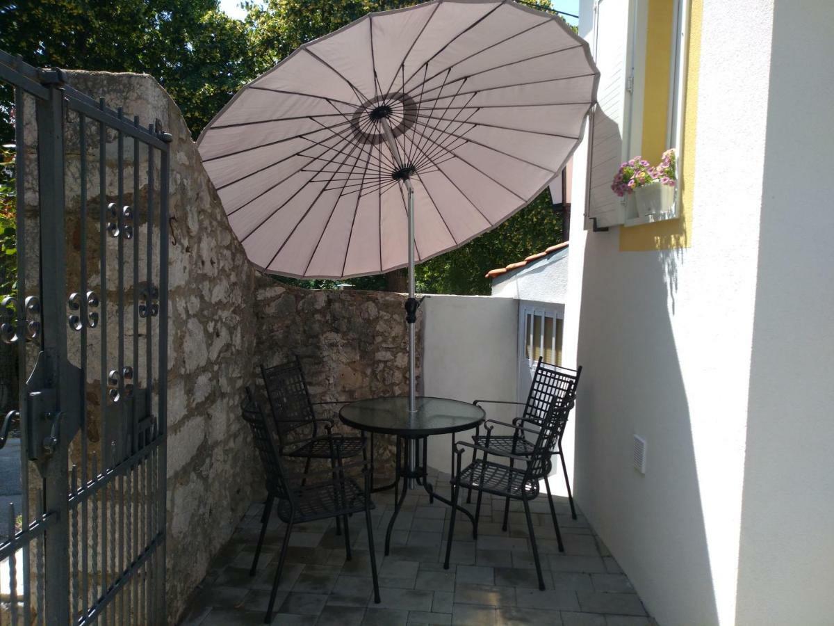 Danijel Apartment Novi Vinodolski Luaran gambar