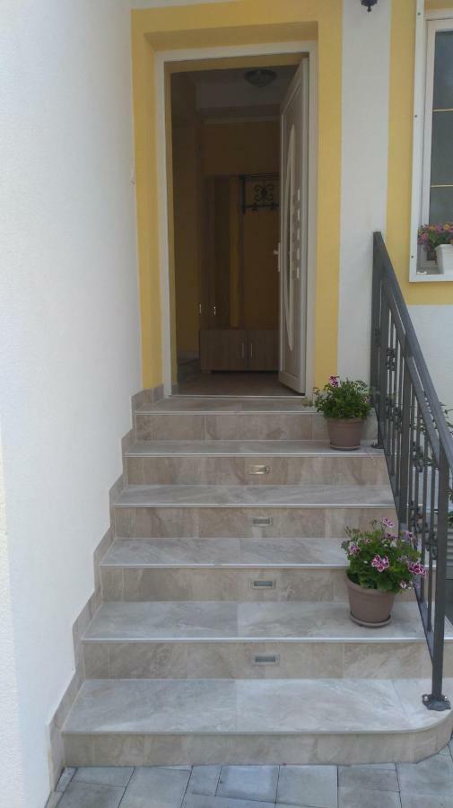 Danijel Apartment Novi Vinodolski Luaran gambar