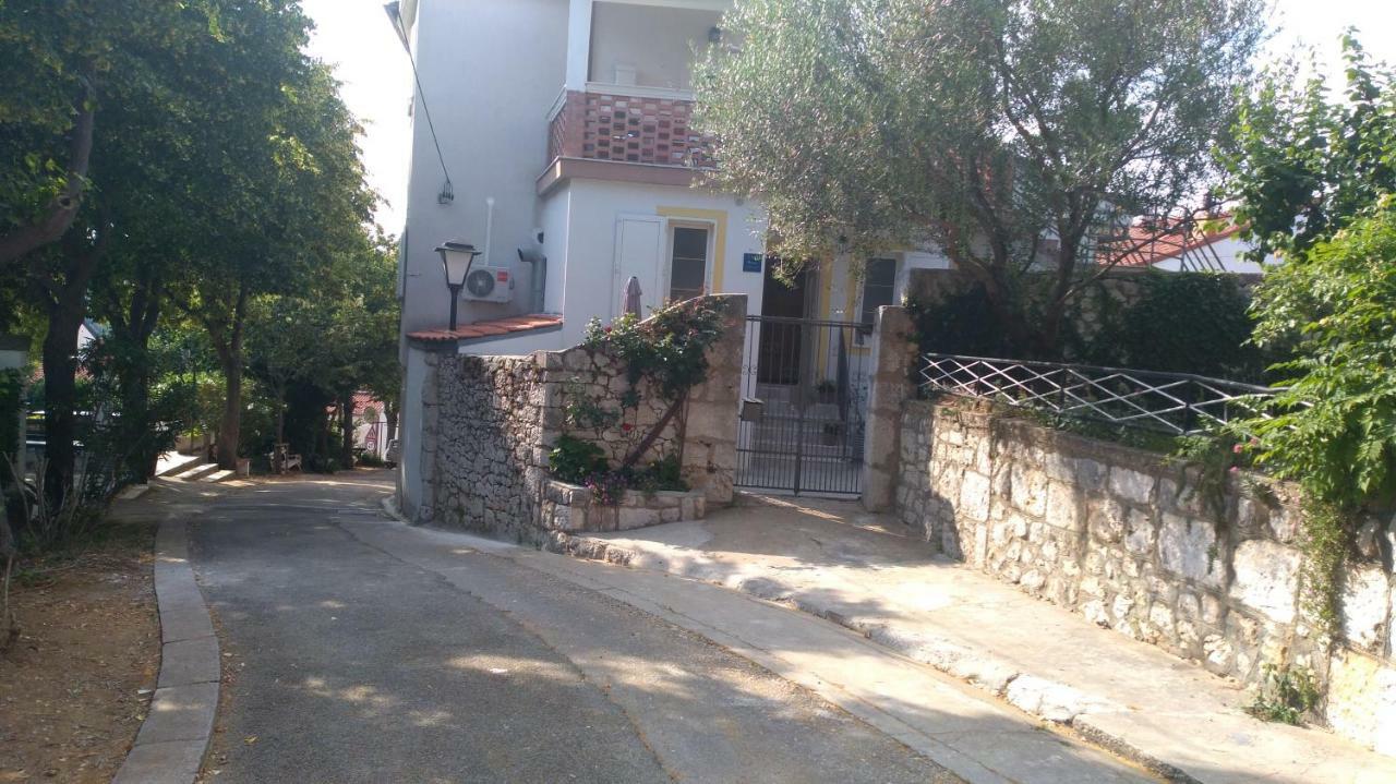 Danijel Apartment Novi Vinodolski Luaran gambar